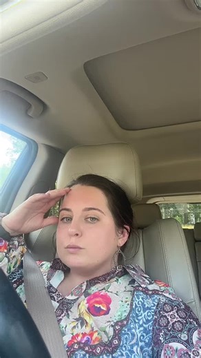 I’m a firm believer that a vacation will solve my issues! All I need is an all inclusive resort and a plane ticket ✈️🌴🍹#workingmom