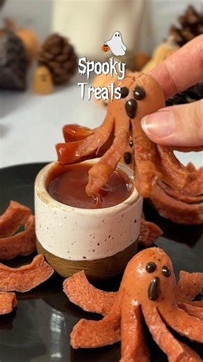 Octopus Hot Dogs 🐙 Easy Halloween Snack!