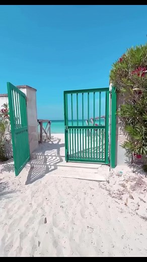 Exploring the Stunning Beaches of Porto Cesareo, Italy