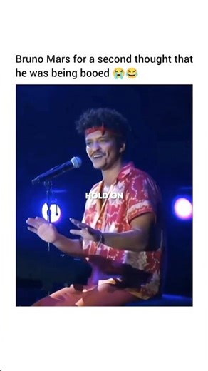 Wait For His Reaction 😂 | Bruno Mars & Anderson .Paak – Leave The Door Open Live | Silk Sonic Moment