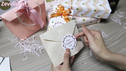 72Pcs Happy Valentines Stickers, 2 Inches Round Happy Valentine's Day Label Sticker for Envelope Card Gift Box Gift Envelope Seal Decoration Tags (Valentine's Day Stickers A)