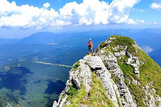 60 locuri de vizitat in Romania la munte-zonadecomfort.ro❤️