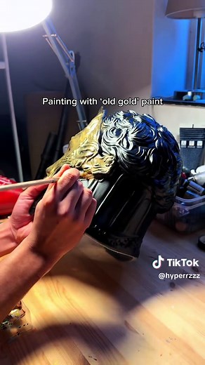 Twinned Knight Helmet Showcase in Elden Ring