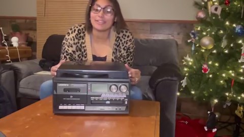 LoopTone Vinyl Record Player Bluetooth in/out Turntable CD Tape Radio USB Recorder Aux in RCA Out