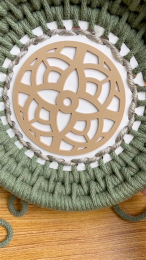 19K views · 206 reactions | Weaving through to cover the base holes on this coiled basket and I couldn’t resist using this yarn! The little hint of beige ties in perfectly with the design, so it had to be part of this basket. | MaCreme by Cre | Facebook
