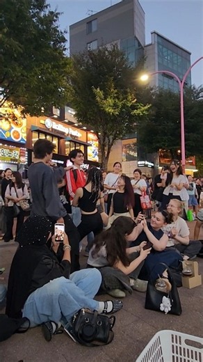 🔥 PSY “GENTLEMAN” in Hongdae 🇰🇷 | Dancing with Fans from Around the World 🌍
