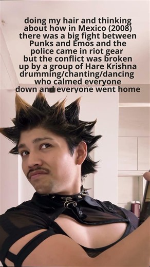 THE GREAT EMO VS PUNKS WAR #emo #punk #fashion #style #spikyhair