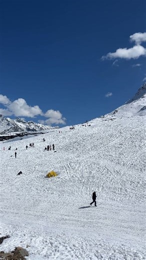 70K views · 1.5K reactions | Today Rohtang pass Manali Himachal pradesh #rohtangpass #snow #himachalpradesh #snowpoint #manali #tourism | Rainbow 7 | Facebook
