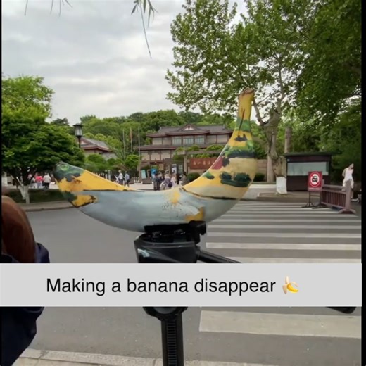 Now you see it, now you don’t 🍌✨�Today’s magic trick: making a banana disappear! #BananaMagic #FunTricks #JustForLaughs | ShanghaiEye