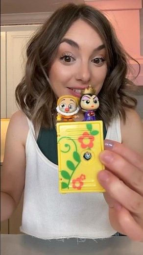 Mystery locker surprises!🍎 #collectibles