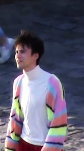 I Know (A Little) Music Video out now!! 💡