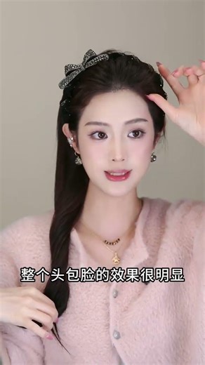 Master the Subtle Art of Head and Face Makeup in Simple Steps