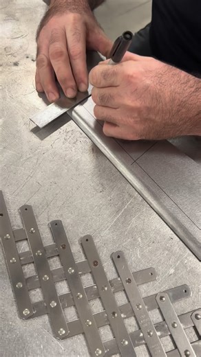 Pullmax details for the 68 Camaro. #vinishotrods . . . . #protouring #pullmax #68camaro | Vini's Hot Rods