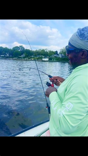 Keeper Croakers comin in hot 🔥 #sportfishing #mdrecreation #solomonsislandmaryland #bottomfishing #maryland #fishing #familyfun #chesapeakebay #outdoorrecreation #headboat #solomonsisland #ljkoutdoors #headboatfishing #outdoors #partyboat #spotfish #spotking #summer #fyp | LJK Outdoors