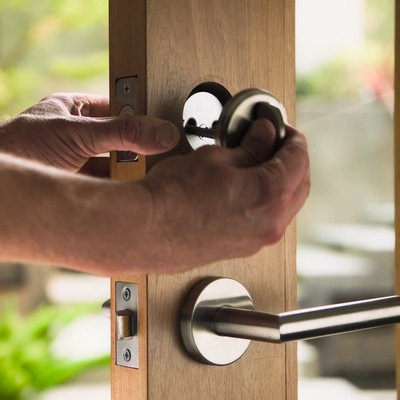 The Level Bolt: A Retrofittable Smart Lock That Only Requires You to Change the Deadbolt  - Core77