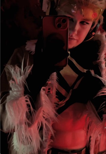 I was right I’m having so much fun with the abs #keigotakami #hawks #mha #cosplay