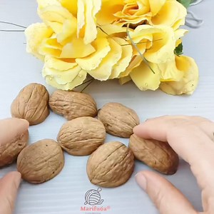 6.1K views · 38 reactions | ✅Learn how to recycle walnut shells and make tiny turtles instead of throwing them away in this video! Contribute to the environment with this creative recycling project.  | Crochet&Knitting by marifu6a | Facebook