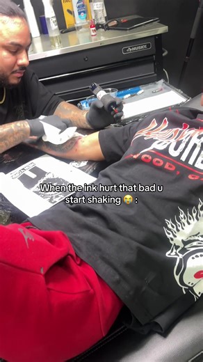 I can’t even understand what i’m saying 😭😭.. #fyp #aaronfromnyc | ink pen