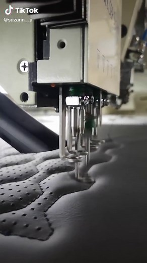 Quilting Machine in Action: Precision Stitching Techniques