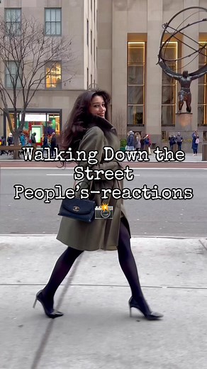 Walking Down the Street: People’s Reactions in New York City