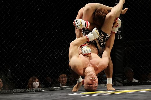 UFC Knee, Throat Punch and Elbow Rules: What is Allowed?