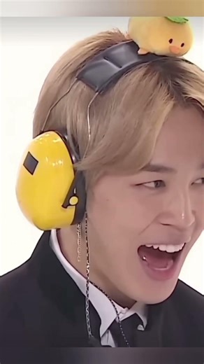 bts funny short 🤣 #shorts #song #ytshorts #trending #btsarmy678 🤣💜☺️♥️🤲🫰👍🥰😘