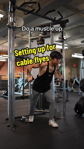 Setting up for cable flyes can be a bit tricky. I wouldn’t recommend doing a flye into the movement as that can lead to injury when under a heavy load since it’s out of your rom. Instead, use your lats! #fyp #fitness #gym #bodybuilding #cableflyes