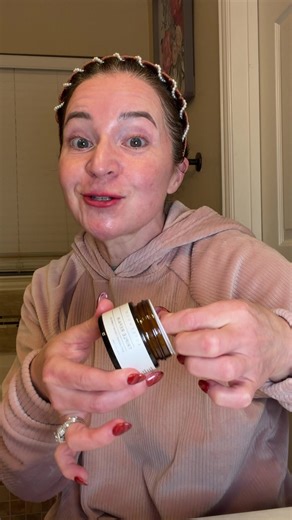 @Asterwood Beauty #asterwoodbeauty #holidaysavings #facecream #agingskin #matureskin