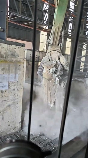 The process of hydraulic shearing of concrete- Good tools and machinery make work easy