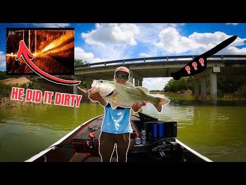 This is my GO TO technique for catching TONS of Largemouth Bass! | LIVESCOPE FOOTAGE