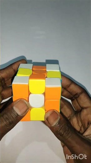 “Insane Checkerboard Pattern in 3 Sec 😱 | #Cubing #RubiksCube #Shorts”