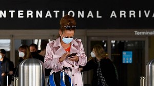 US pilot announces mask removal mid-flight