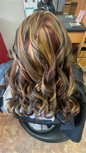 Maia Elizabeth | Licensed Cosmetologist | 🐾 Calic color but make it soft 🐾 Holy 9 hour session, Batman!!! This was an all day color transformation but omg it was so worth it!!!... | Instagram