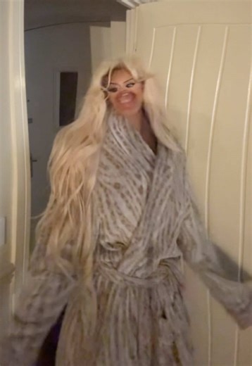 Navigating Teen Fashion Feedback: Insights and Humor