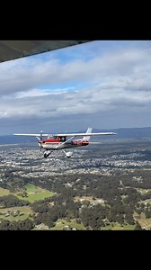 37 reactions | Formation flying: the best way to fly with friends!...