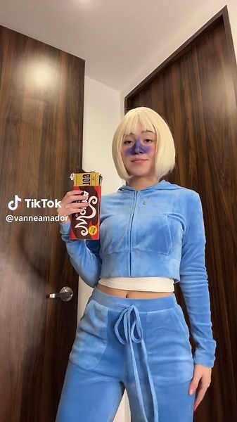 Escena de Violeta de Willy Wonka: Disfraz de Violeta Wonka | Halloween 🍭