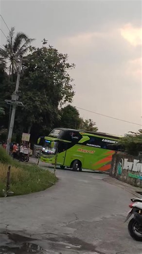 Bus Telolet Basuri: A Vibrant Journey with MSM ASYROF