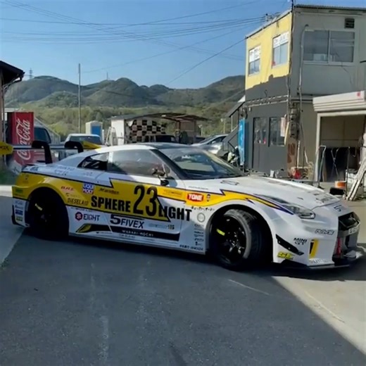 Nissan LB⚡︎RACING GTR R35 4ROTOR TURBO Car by LibertywalkLBperformance fb: Liberty walk LB Performance ig: @libertywalkkato fb: 加藤 渉 Kato Wataru ig: @lbracing_official yt: @LibertyWalk コヤジ★チャンネル Driver by Hibino Tetsuya ig: @hibinojyuku Build by TCP-Magic Japan fb: TCP-Magic Japan ig: @tcpmagic For Formula DRIFT JAPAN fb: Formula DRIFT JAPAN ig: @formuladjapan #TURBOKING | TURBO KING