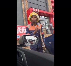 Man Makes Amazing Animal Sounds