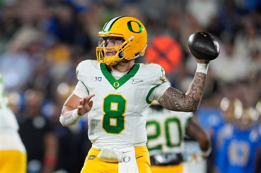 Rewinding No. 8 Oregon football’s win at UCLA: Live updates recap