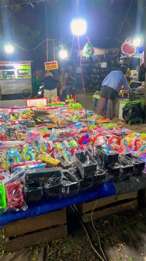 Aneka mainan Mobil mobilan truk dan mobil bus tayo #reels #mainan #mobilmobilan