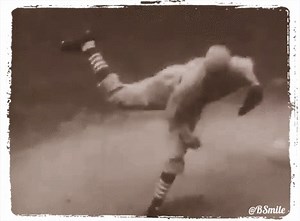 62 reactions · 23 shares | The classic windup & delivery of St. Louis Cardinals pitcher Dizzy Dean! | Baseball by BSmile | Facebook