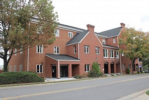 Nonprofit Pathway Homes includes housing in its new Fairfax City headquarters - WTOP News