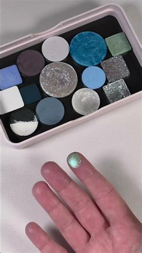 January #byop - frosty blue 🩵