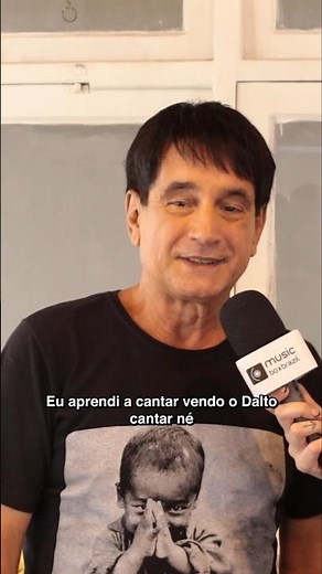 Cantei "Leão Ferido" junto com o Biafra pela primeira vez no meu DVD DALTO - MUITO ESTRANHO 4.0.