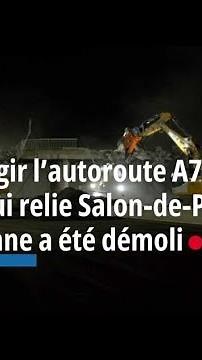 To widen the A7 motorway, the bridge linking Salon-de-Provence to Pélissanne was demolished