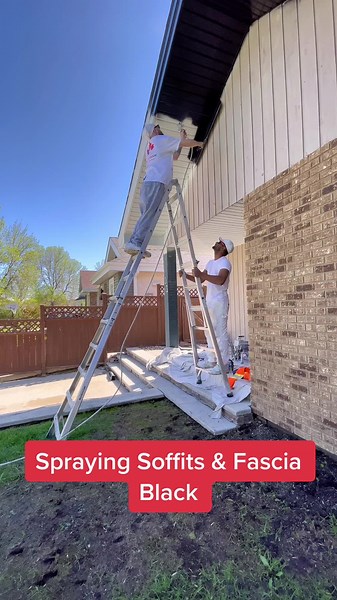 Turning these soffits and fascia black on this full exterior repaint. 🕋🏠 #winnipegpainter #exteriorpainting #painter #winnipegmanitoba