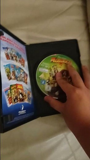 Madagascar Escape 2 Africa UK DVD Unboxing