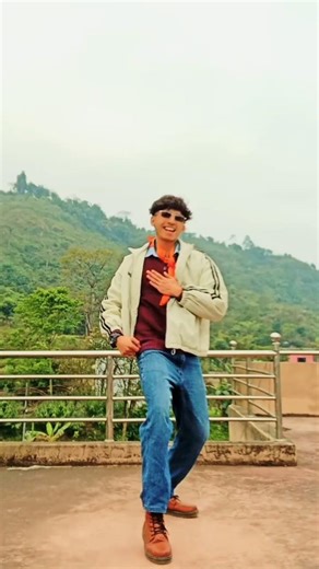 bujenau maya le pyar gareko #viralvideo #dancemoves #love #dancesteps ❤️❤️❤️