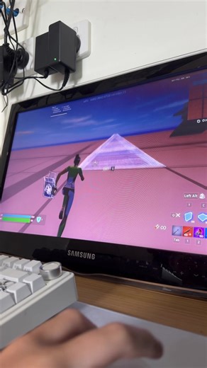 J4ck MyNugget0ff (@beastmodepibble)’s videos with son original - The King of funk